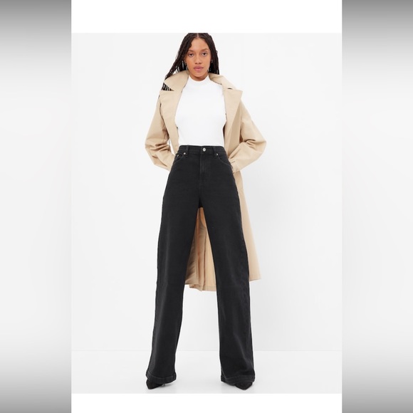 Gap High Rise Stride Wide-Leg Jeans in Washed Black - Picture 1 of 10